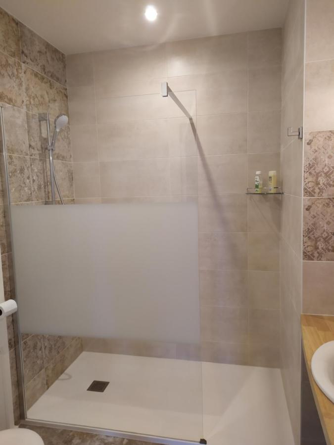 La Rapiette De Noblat Hotel แซ็งต์-เลโอนาร์-เดอ-โนบลาต์ ภายนอก รูปภาพ