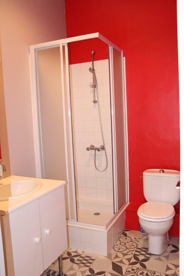 La Rapiette De Noblat Hotel แซ็งต์-เลโอนาร์-เดอ-โนบลาต์ ภายนอก รูปภาพ